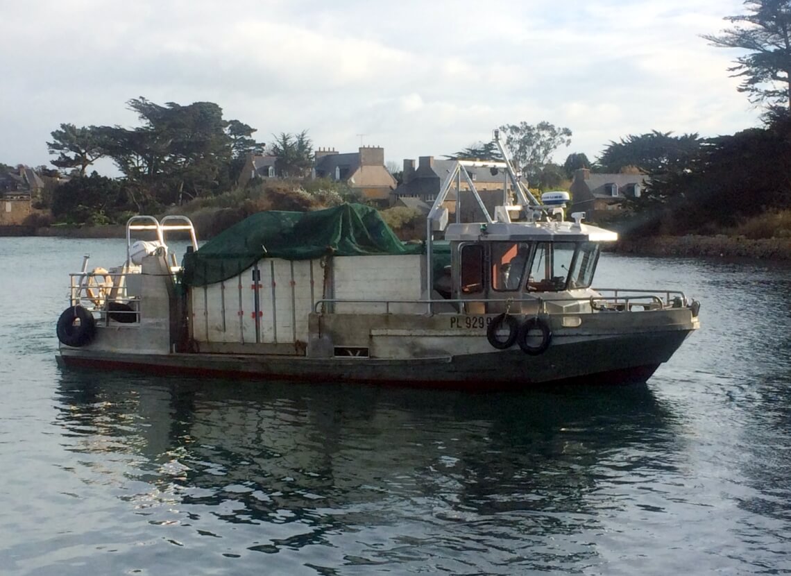 Barge-pour-transport--fret-maritime-Barge en charge